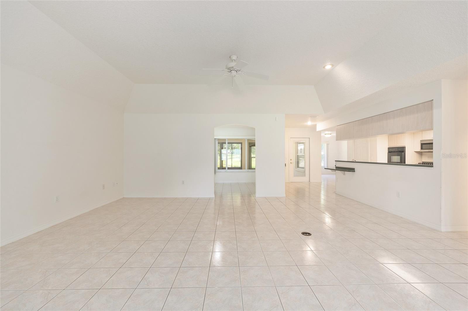 2657 W HAMPSHIRE ST, INVERNESS, FL — photo 11