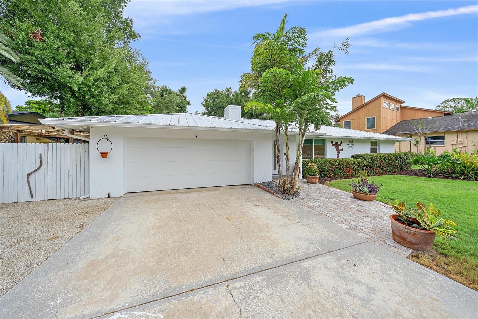 4271 LAGO WAY, SARASOTA, FL
