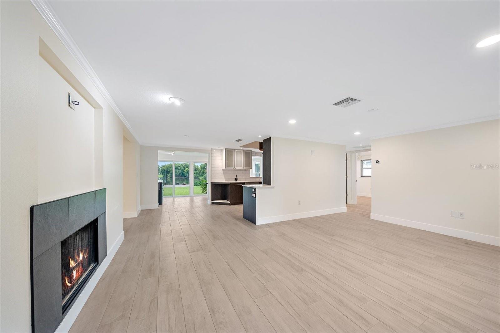 4271 LAGO WAY, SARASOTA, FL — photo 8