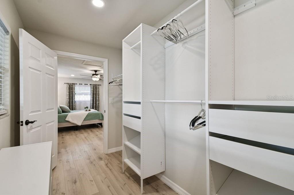 6551 S WEST SHORE CIR, TAMPA, FL — photo 28