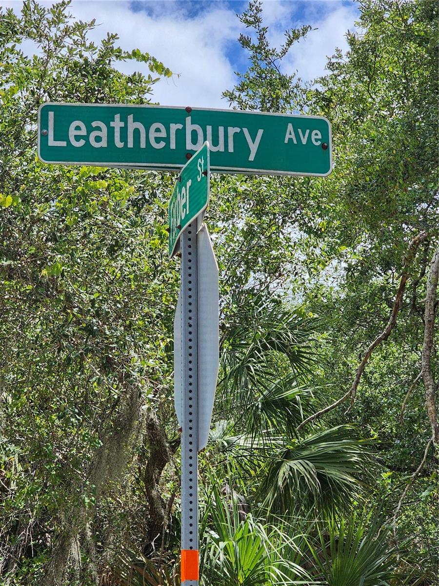 13397 LEATHERBURY AVE, PORT CHARLOTTE, FL — photo 4