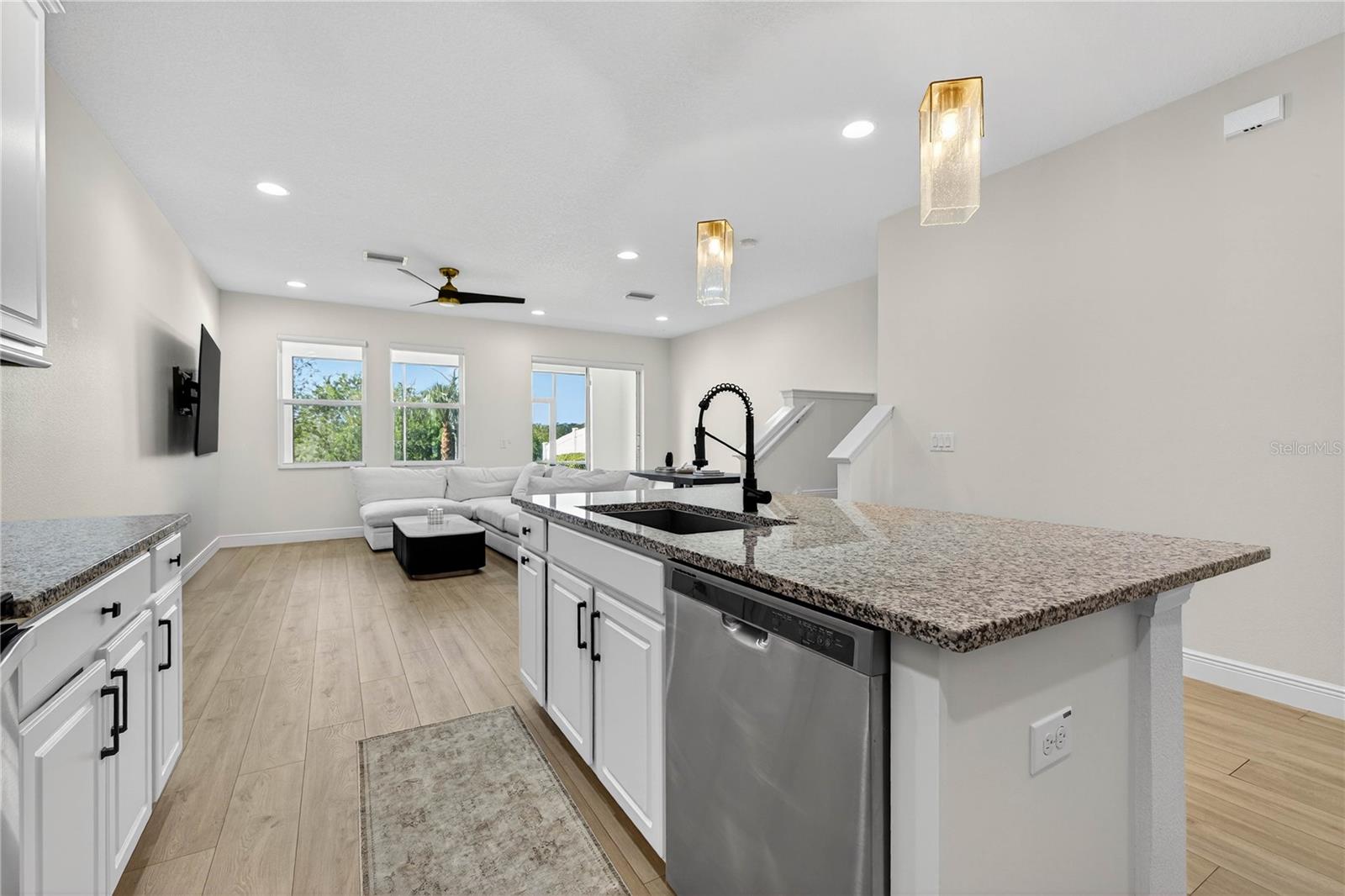 8128 MUDDY PINES PL, TAMPA, FL — photo 15
