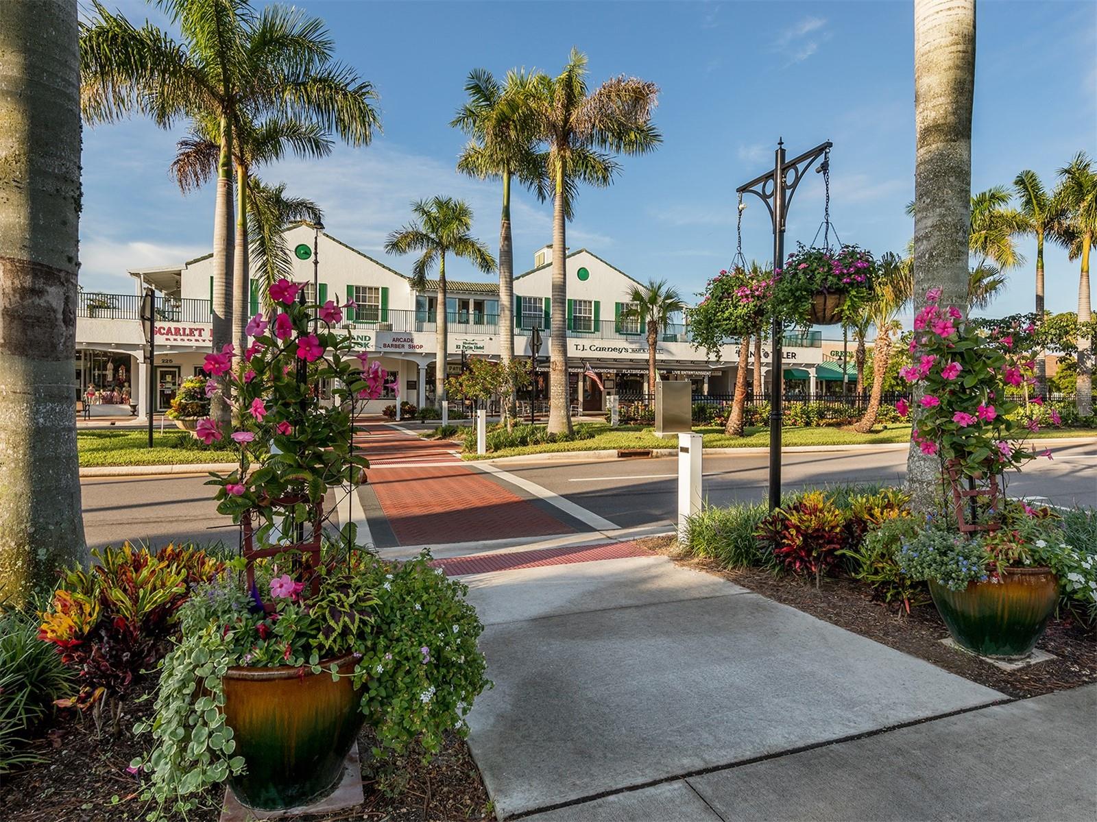 217 AIRPORT AVE W #216, VENICE, FL — photo 46