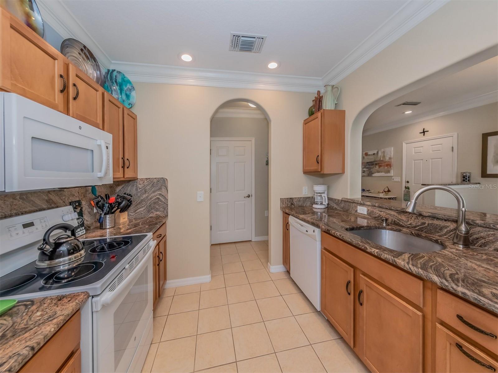 12905 TIGERS EYE DR, VENICE, FL — photo 30