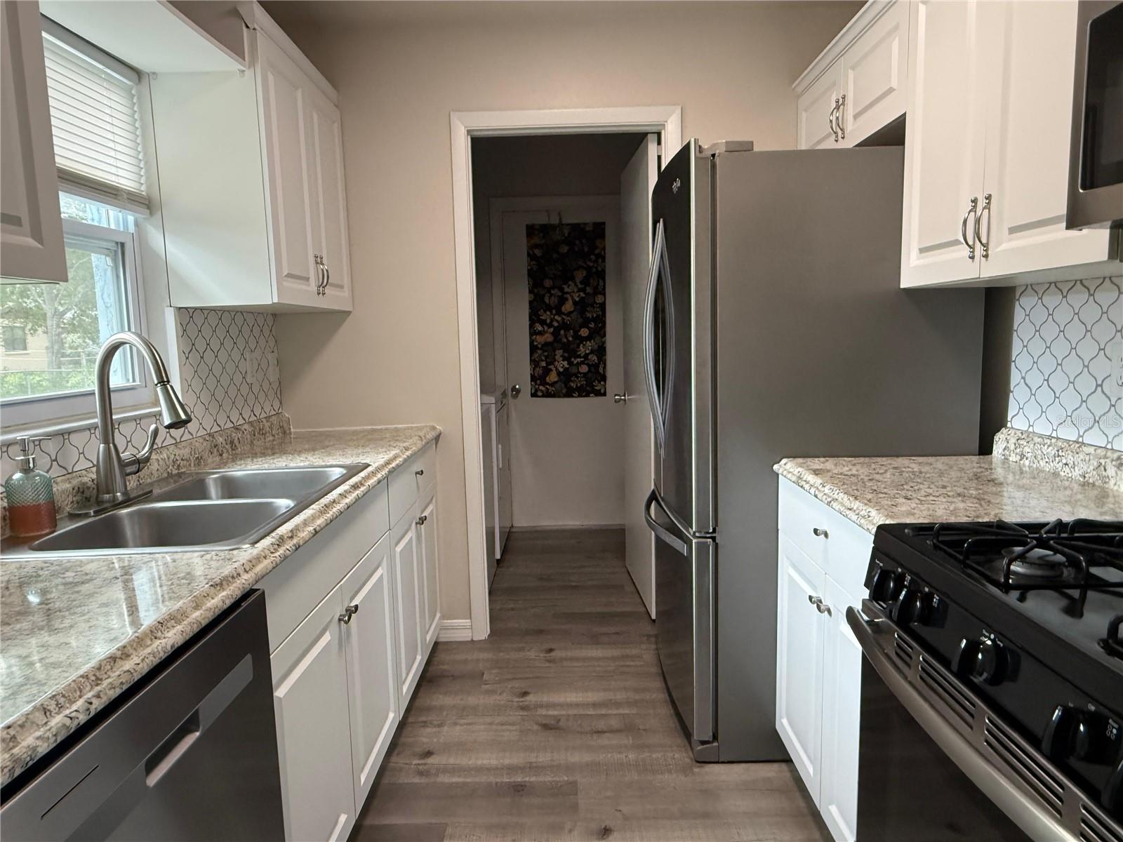 9129 SEWELL LN, SPRING HILL, FL — photo 28