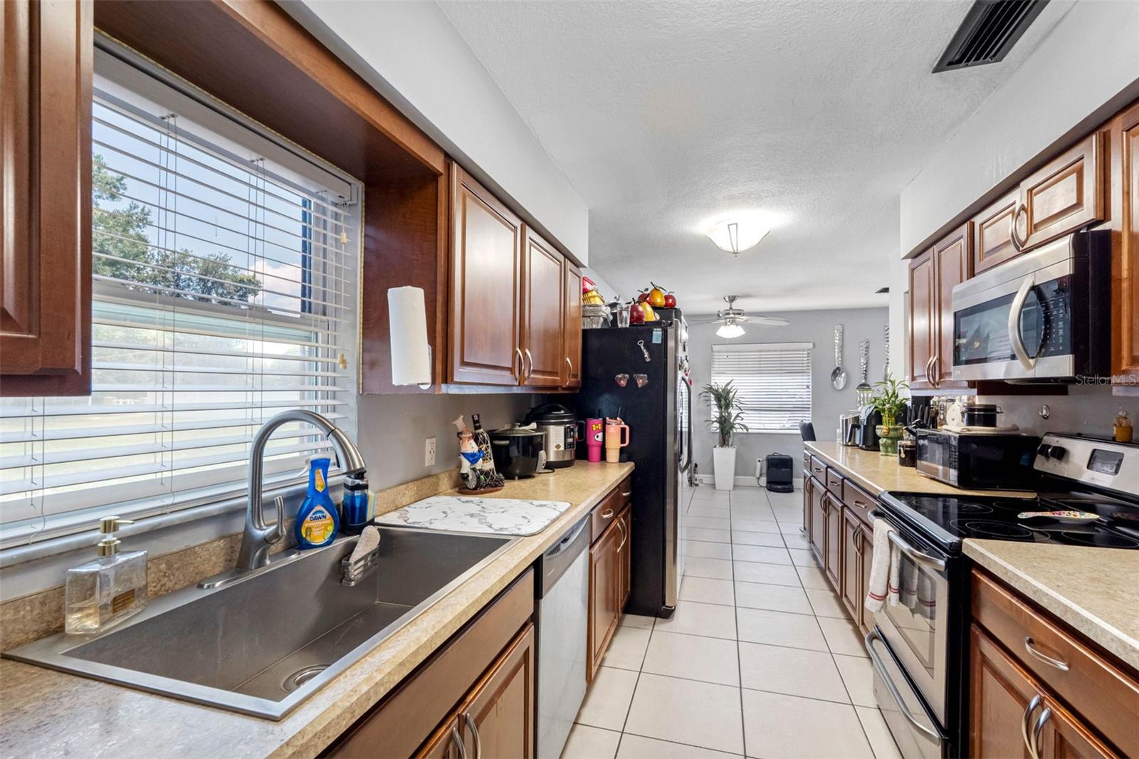 5515 LAKE LE CLARE RD, LUTZ, FL — photo 22
