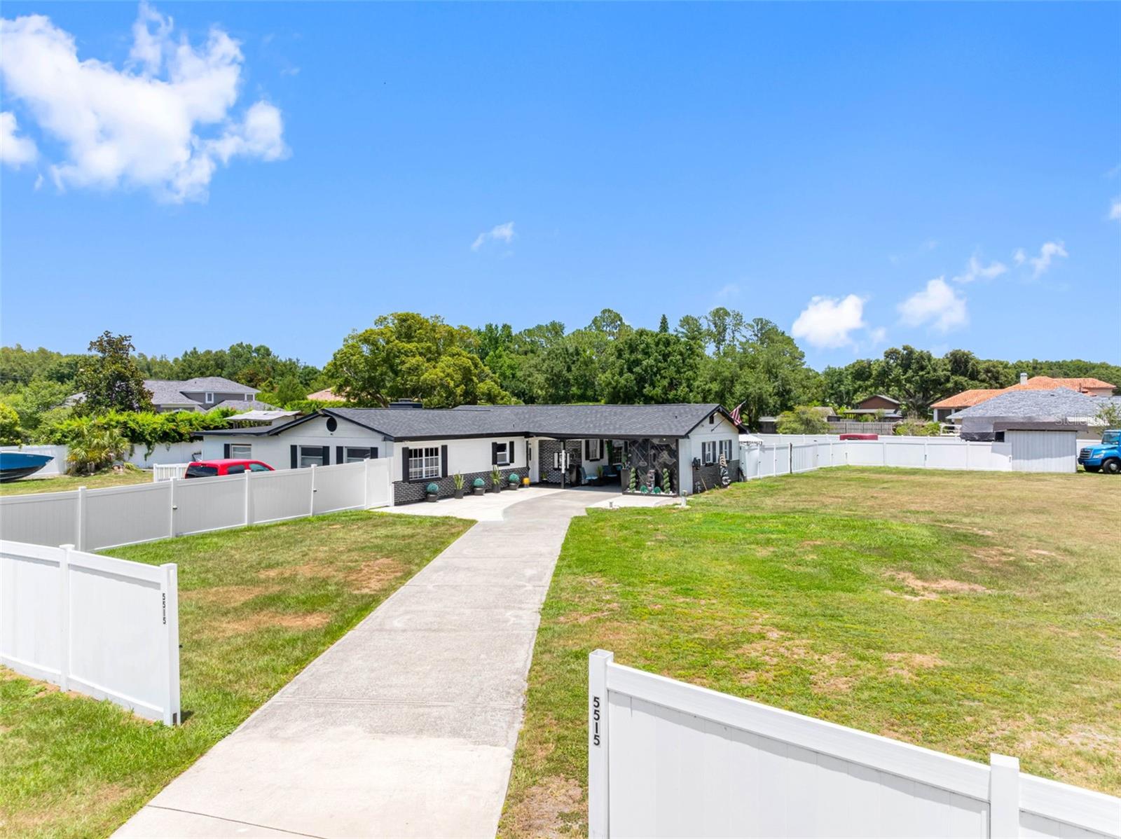 5515 LAKE LE CLARE RD, LUTZ, FL — photo 52