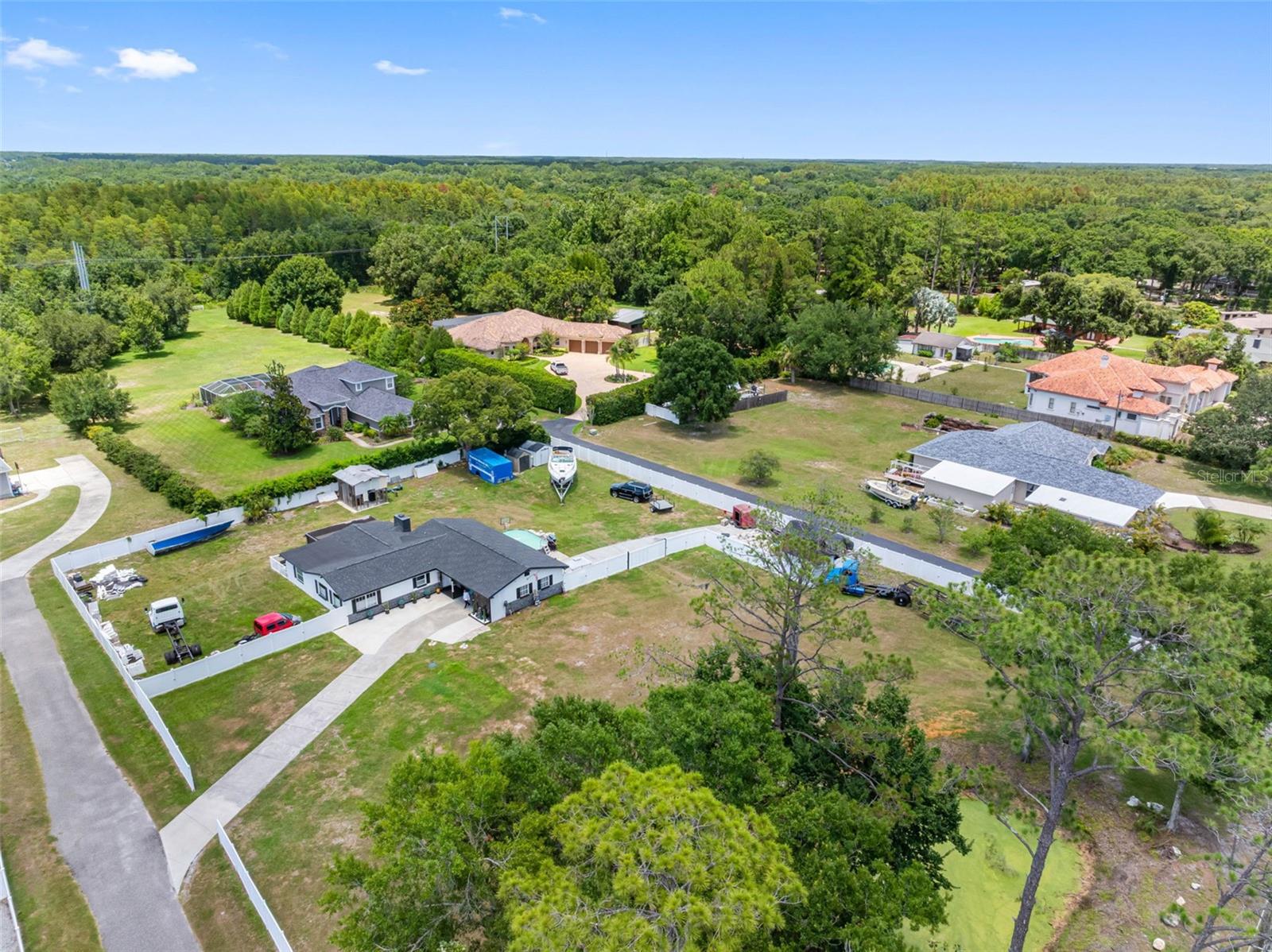 5515 LAKE LE CLARE RD, LUTZ, FL — photo 59