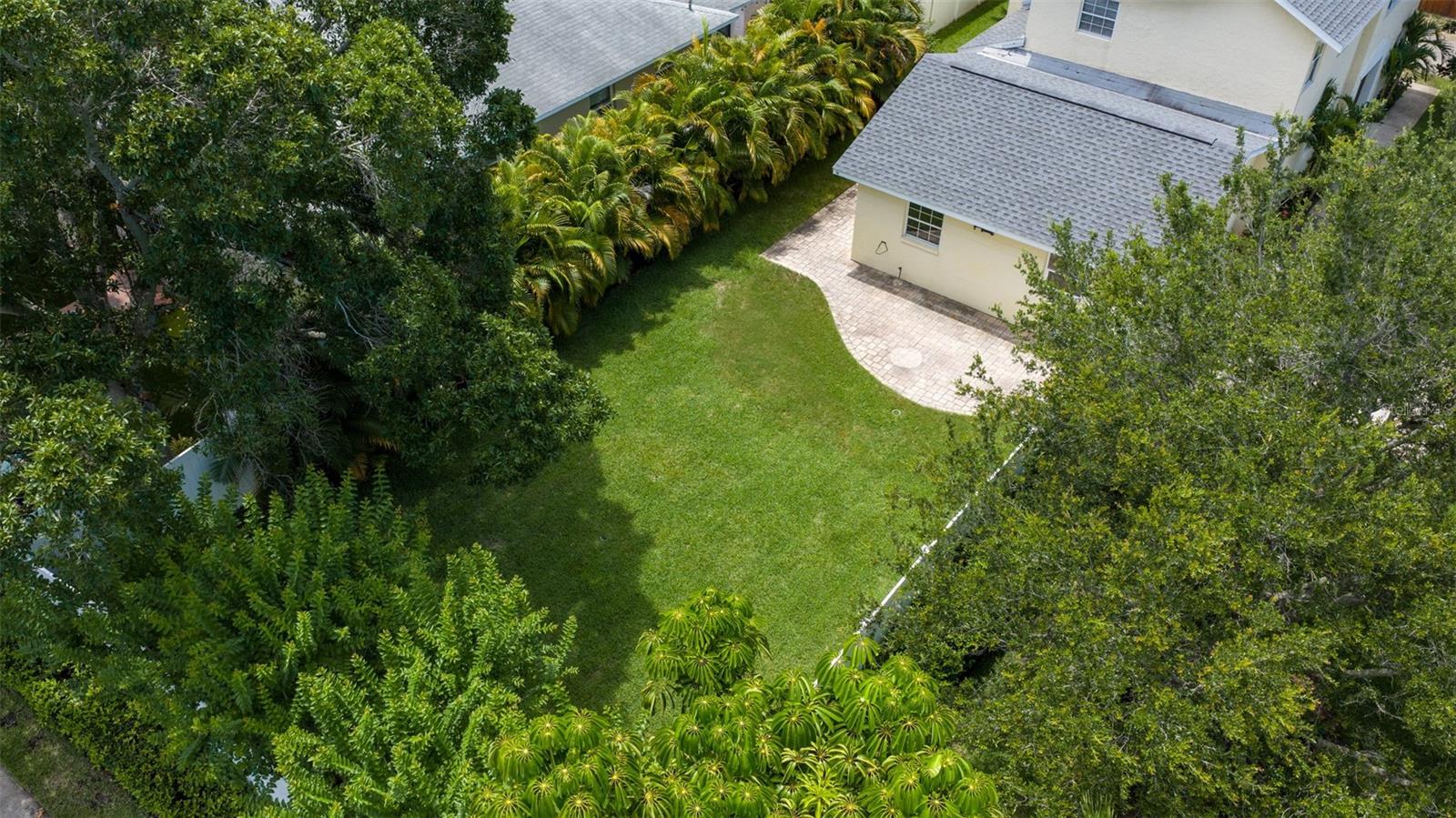 1470 28TH AVE N, ST PETERSBURG, FL — photo 33