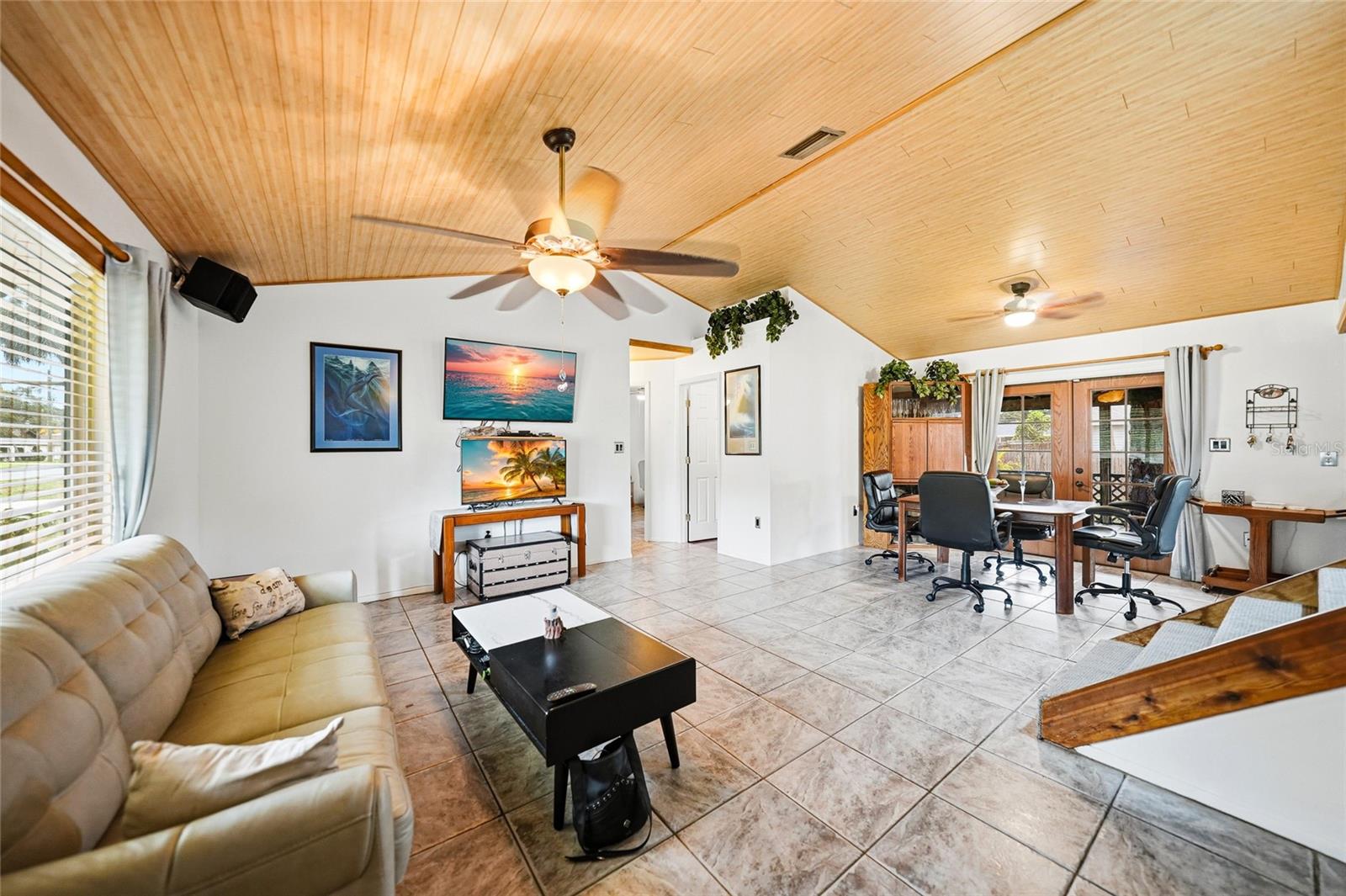 2631 FIESTA DR, VENICE, FL — photo 5