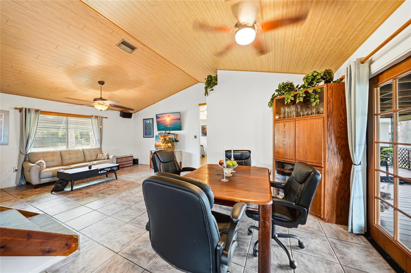 2631 FIESTA DR, VENICE, FL — photo 11