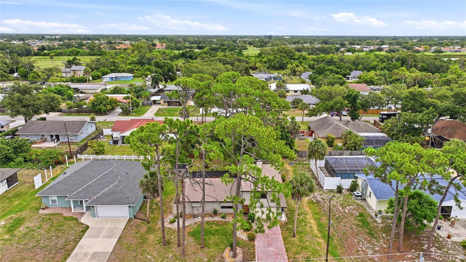2631 FIESTA DR, VENICE, FL — photo 43