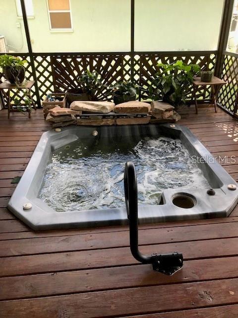 2631 FIESTA DR, VENICE, FL — photo 38