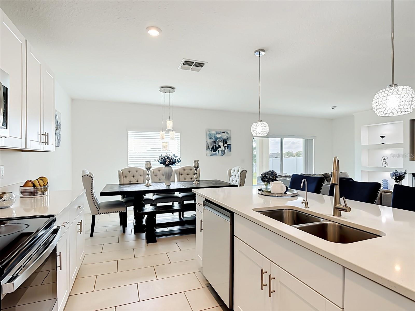 246 ZIRCON RD, KISSIMMEE, FL — photo 7