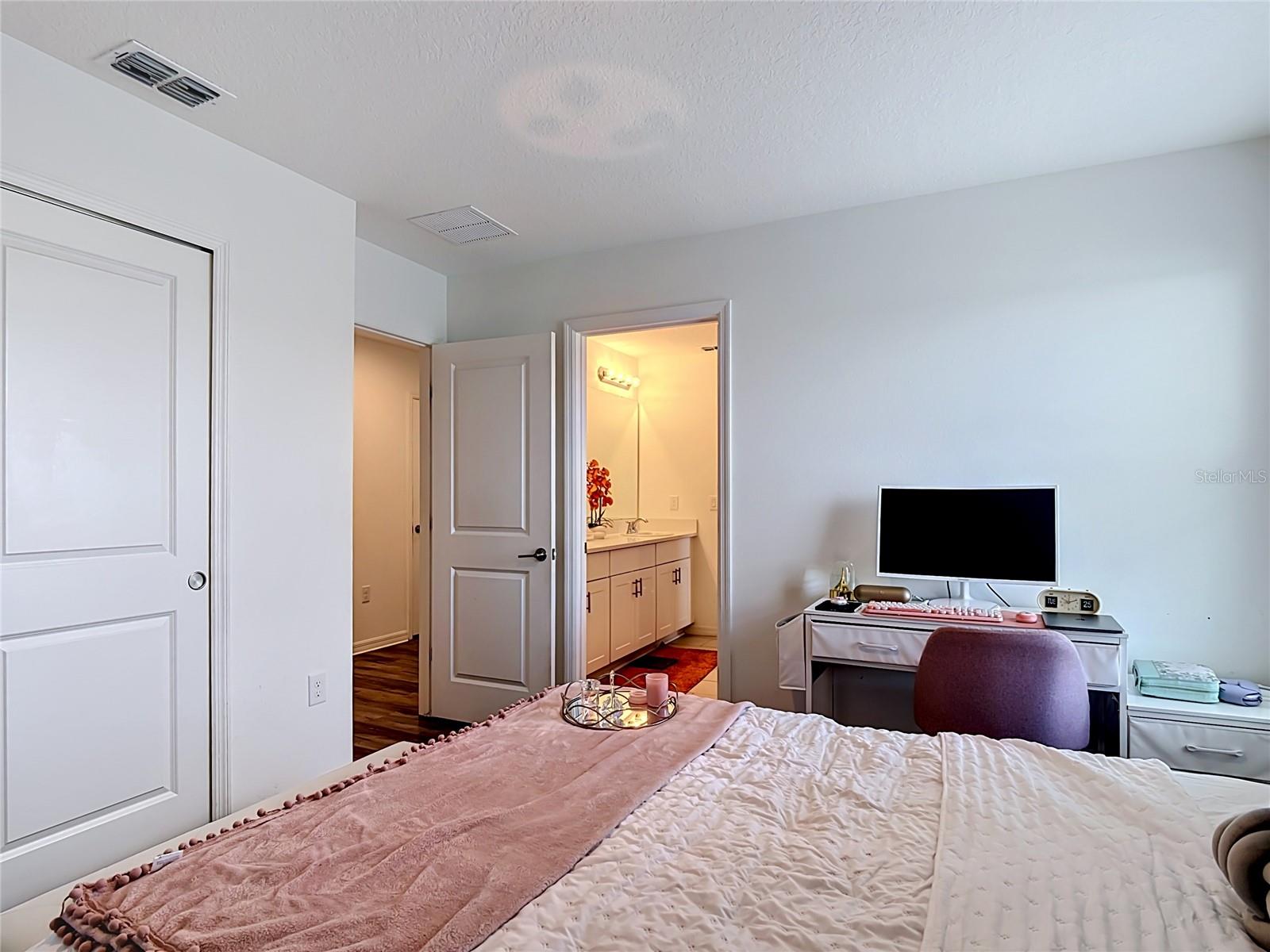 246 ZIRCON RD, KISSIMMEE, FL — photo 33