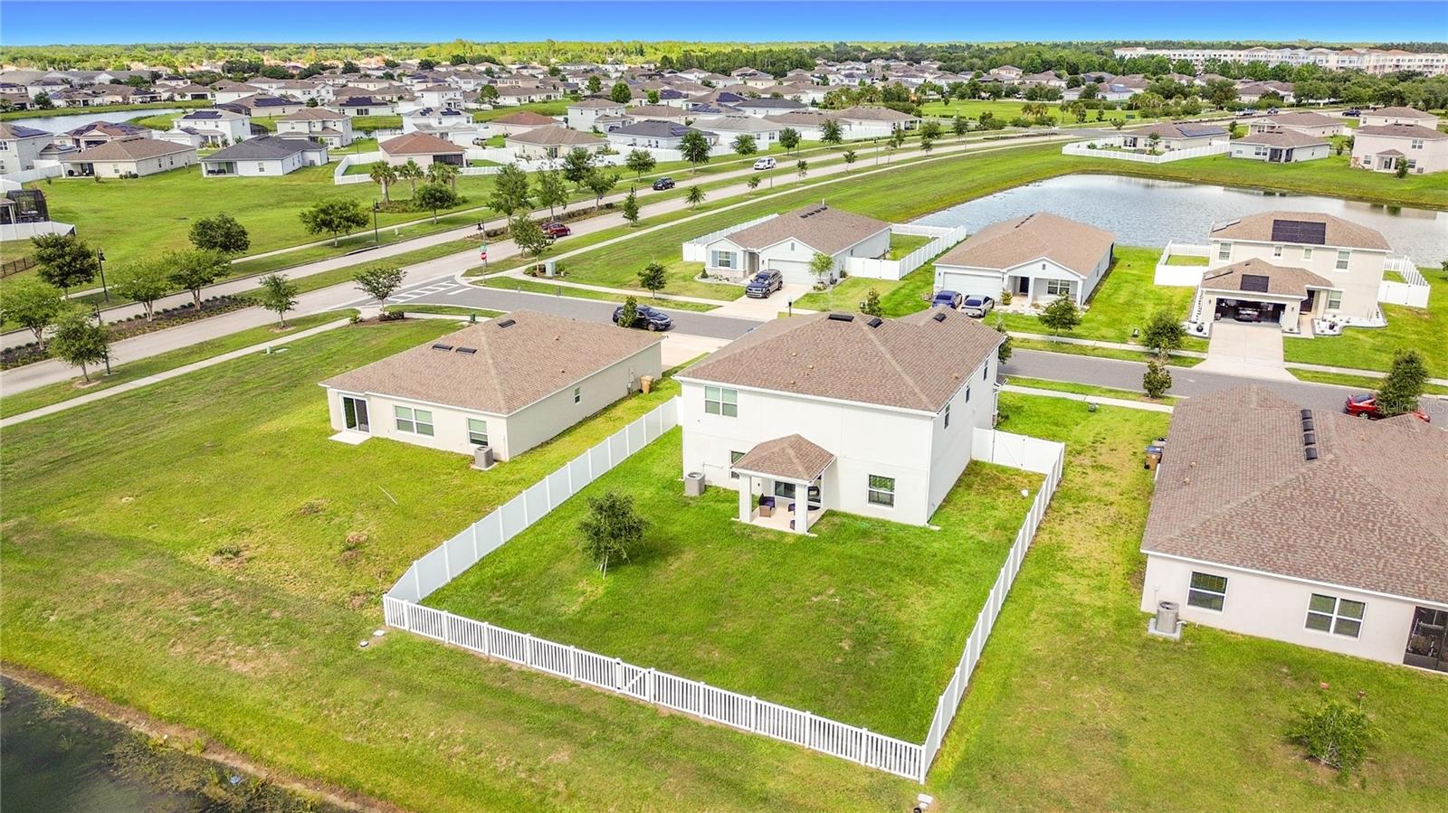 246 ZIRCON RD, KISSIMMEE, FL — photo 59