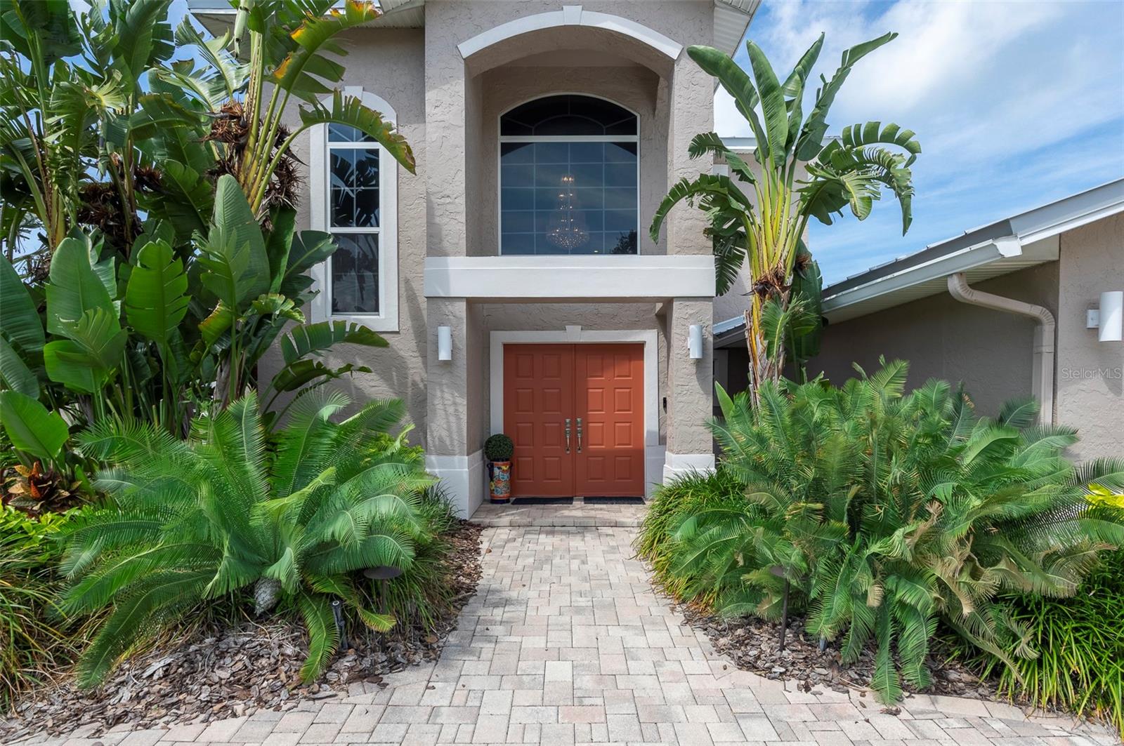 311 S ISLE DR, ST PETE BEACH, FL — photo 2