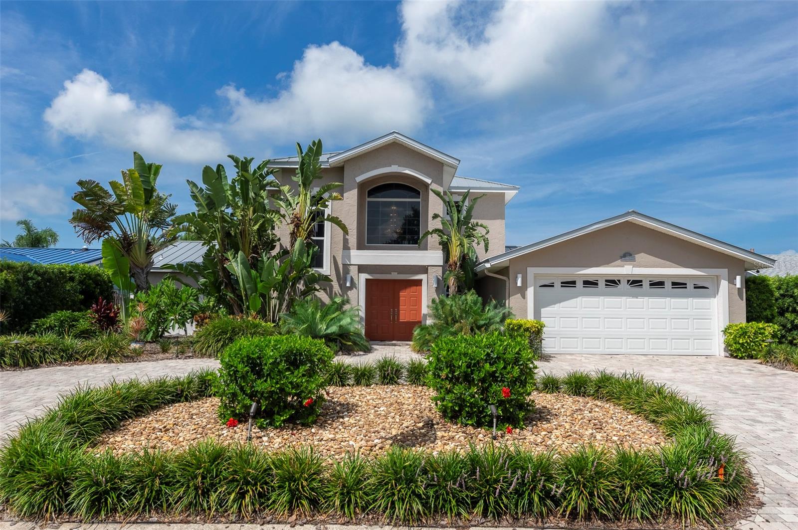 311 S ISLE DR, ST PETE BEACH, FL