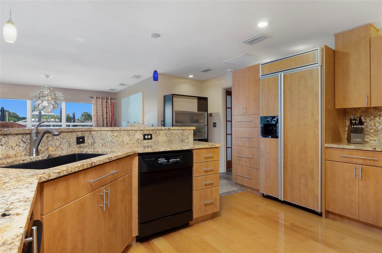 311 S ISLE DR, ST PETE BEACH, FL — photo 20