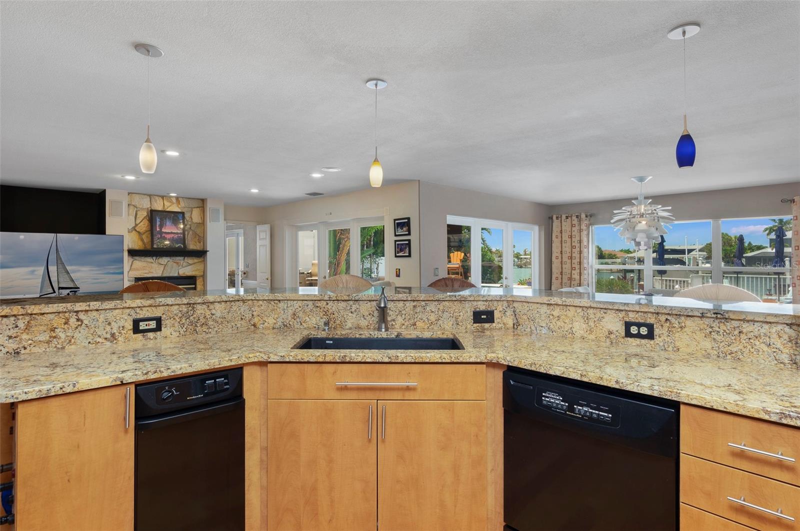 311 S ISLE DR, ST PETE BEACH, FL — photo 22