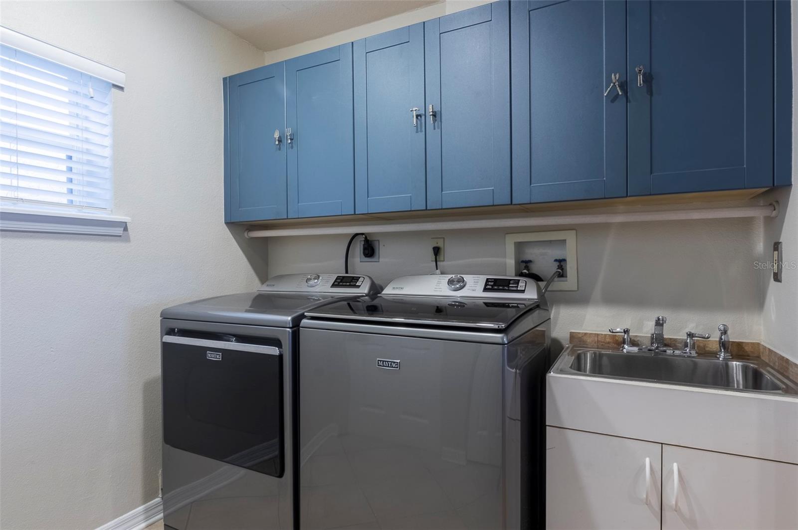311 S ISLE DR, ST PETE BEACH, FL — photo 47