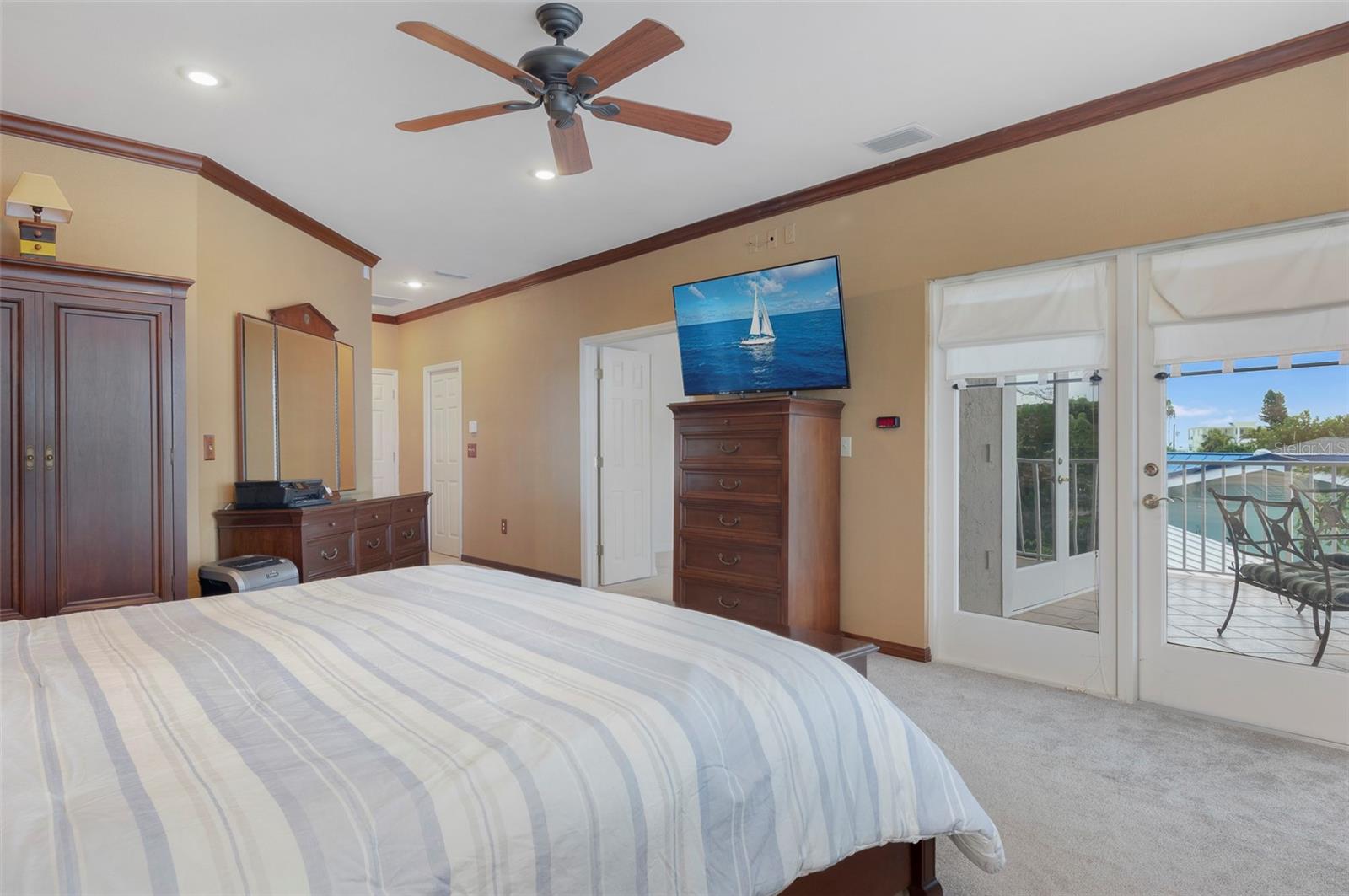 311 S ISLE DR, ST PETE BEACH, FL — photo 36