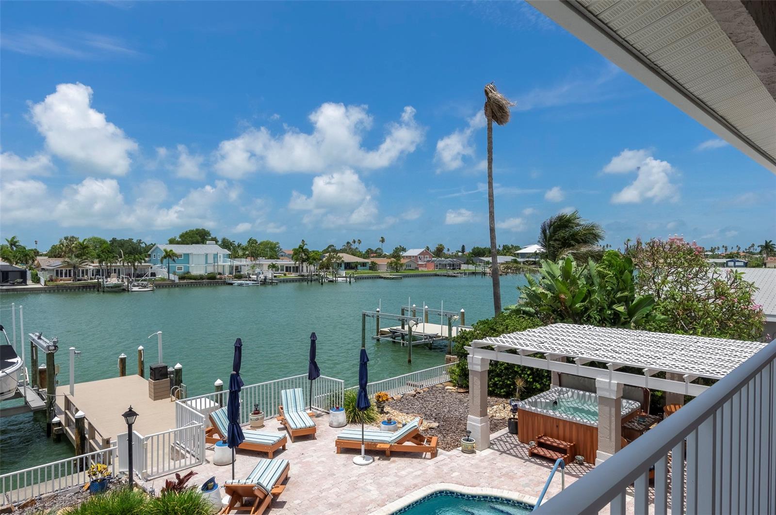 311 S ISLE DR, ST PETE BEACH, FL — photo 40