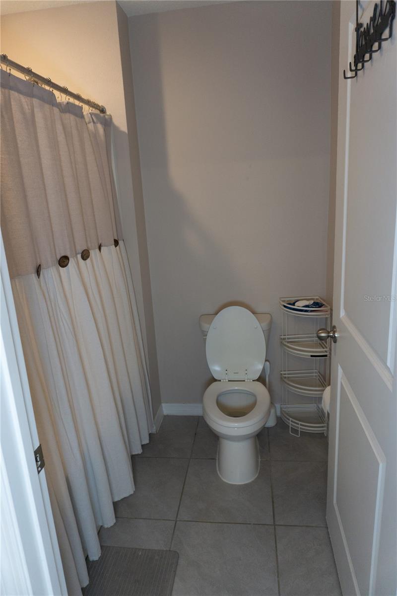 7819 SAIL CLOVER LN, ZEPHYRHILLS, FL — photo 7