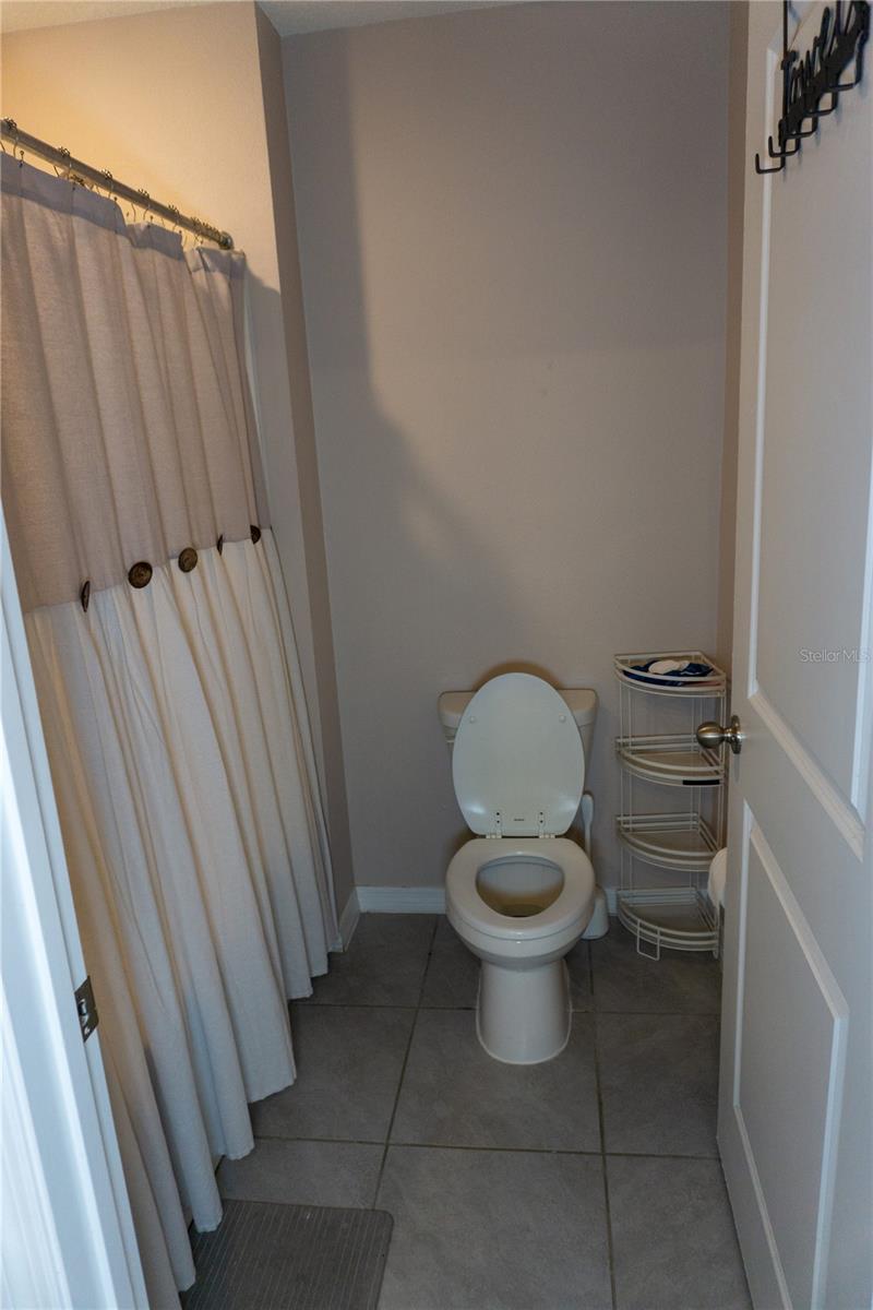 7819 SAIL CLOVER LN, ZEPHYRHILLS, FL — photo 9