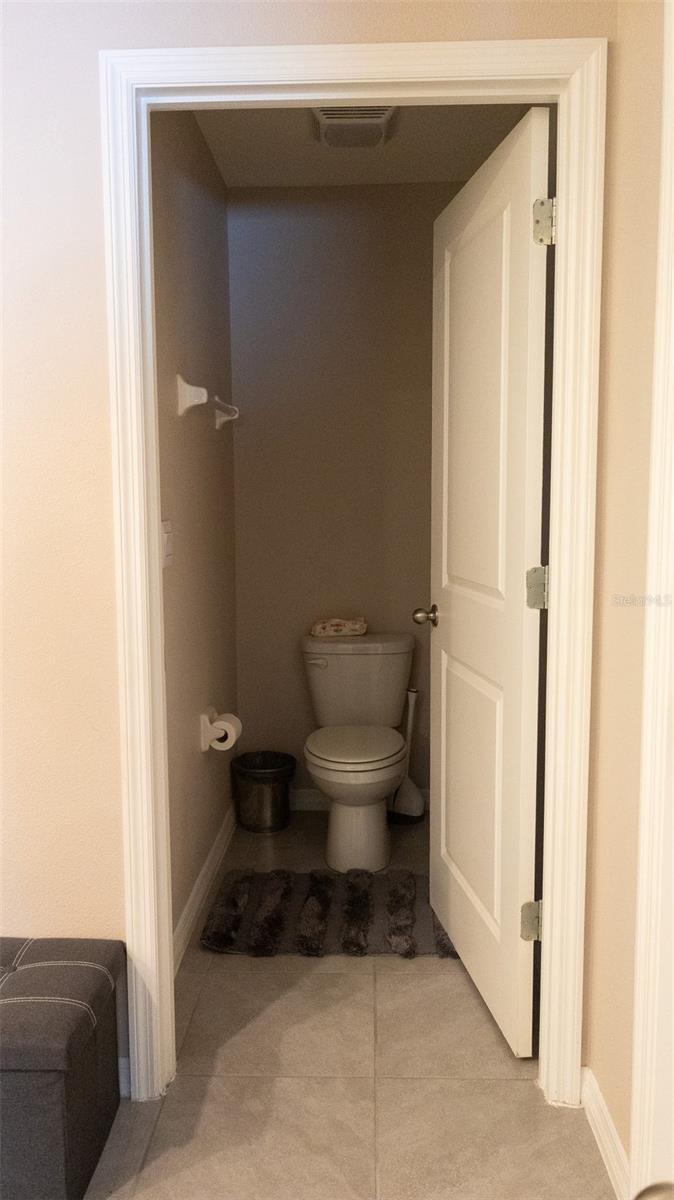 7819 SAIL CLOVER LN, ZEPHYRHILLS, FL — photo 21