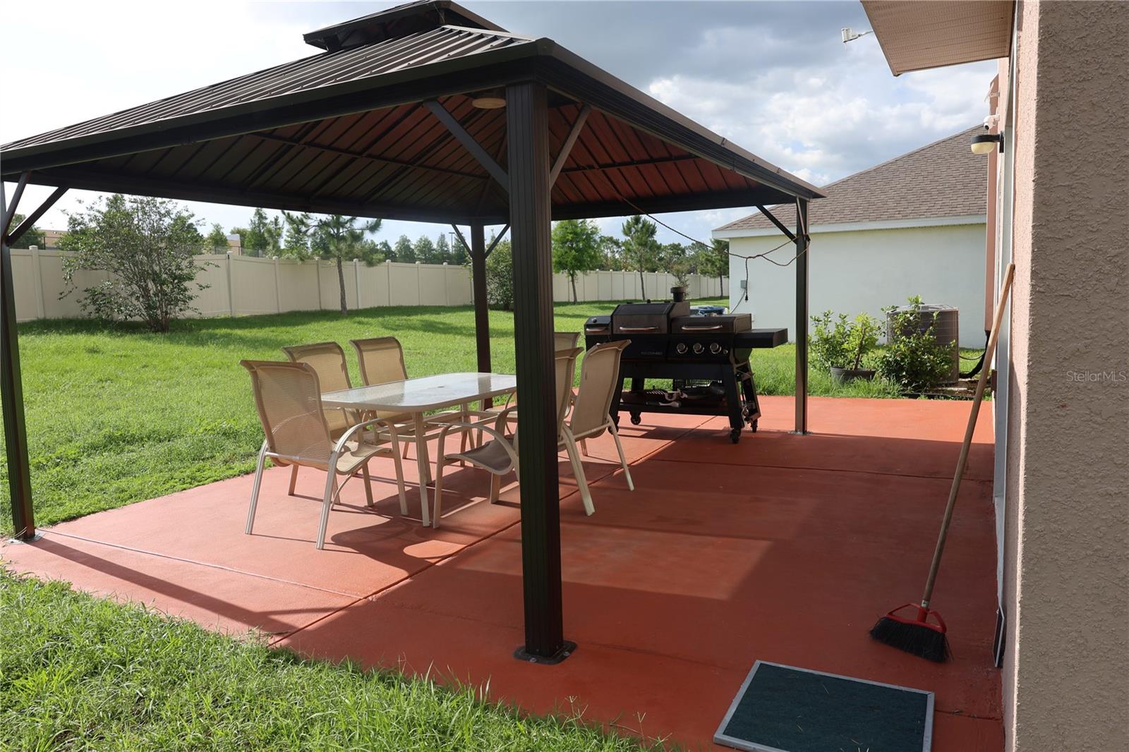 7819 SAIL CLOVER LN, ZEPHYRHILLS, FL — photo 71