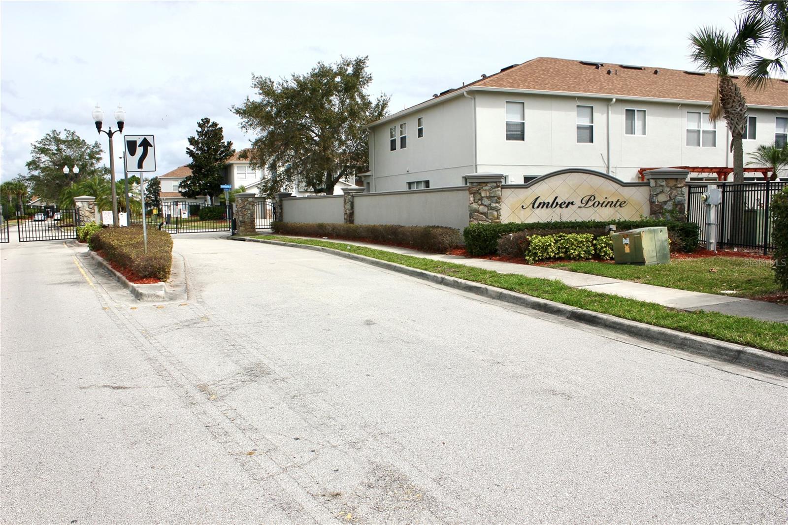 1017 CHALCEDONY ST, KISSIMMEE, FL — photo 38