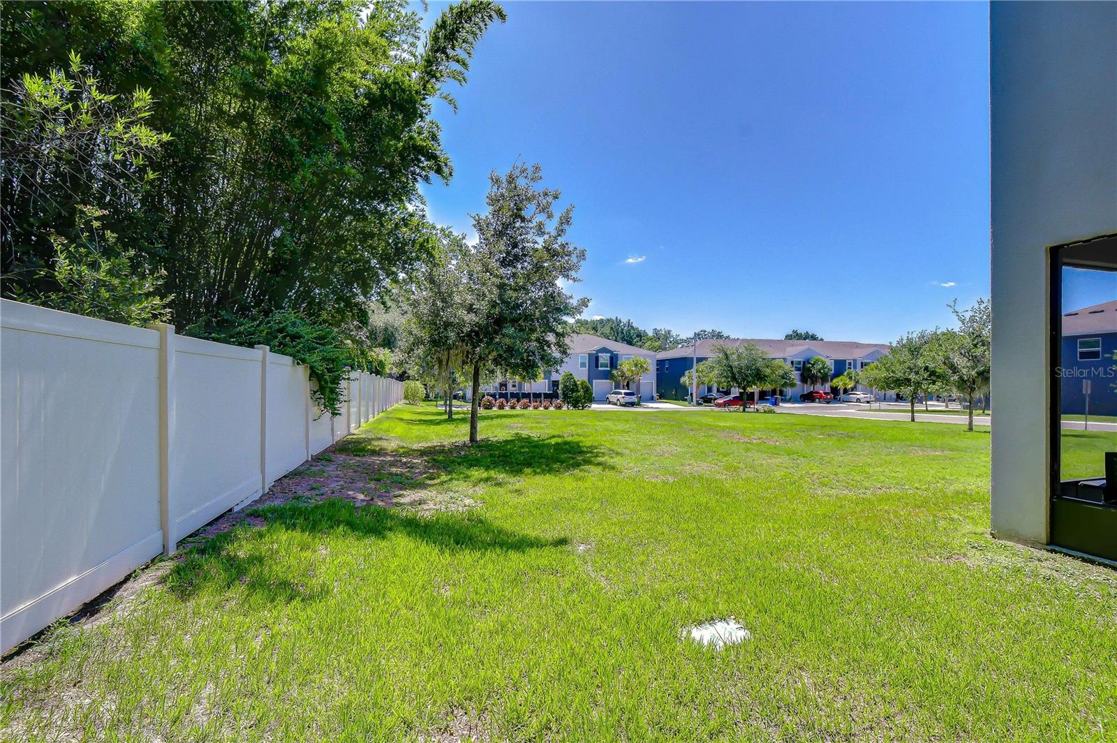 3143 PLEASANT WILLOW CT, BRANDON, FL — photo 2