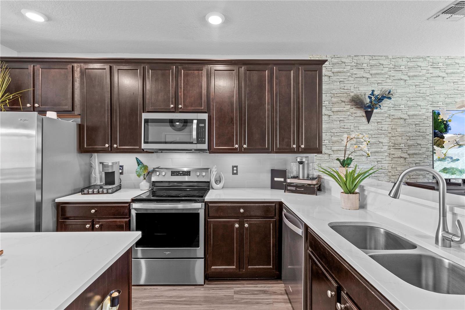 5524 YELLOWFIN CT, NEW PORT RICHEY, FL — photo 13
