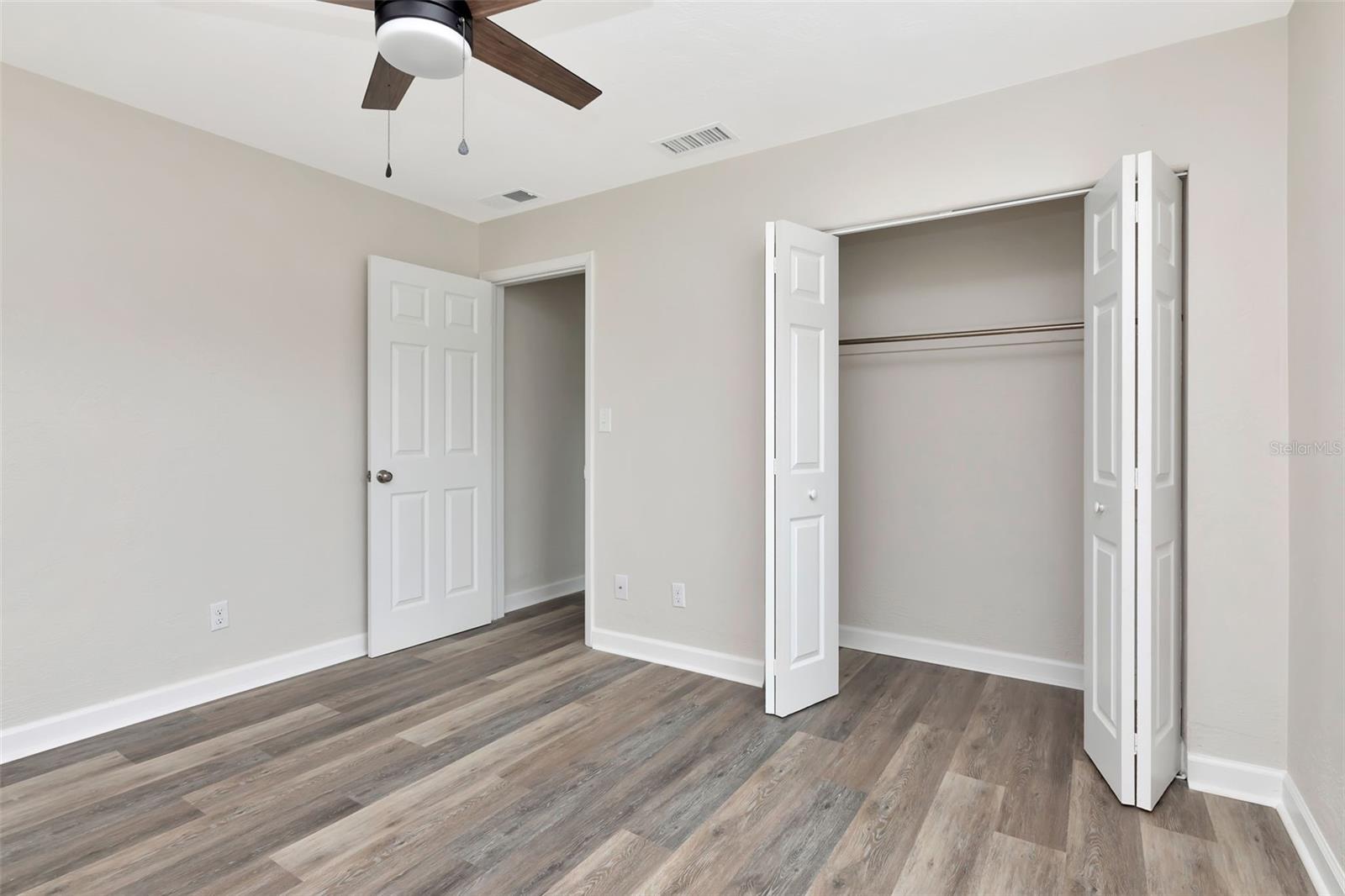 1100 58TH AVE S, ST PETERSBURG, FL — photo 15