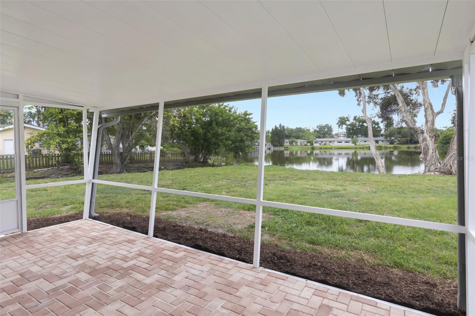 1100 58TH AVE S, ST PETERSBURG, FL — photo 19