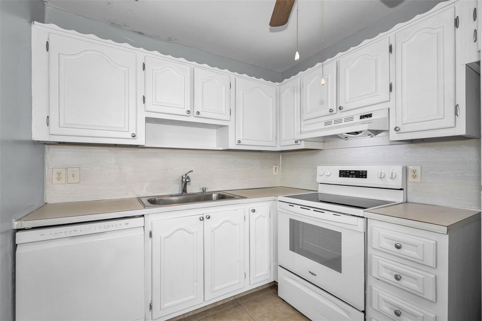 11905 BAYONET LN, NEW PORT RICHEY, FL — photo 9