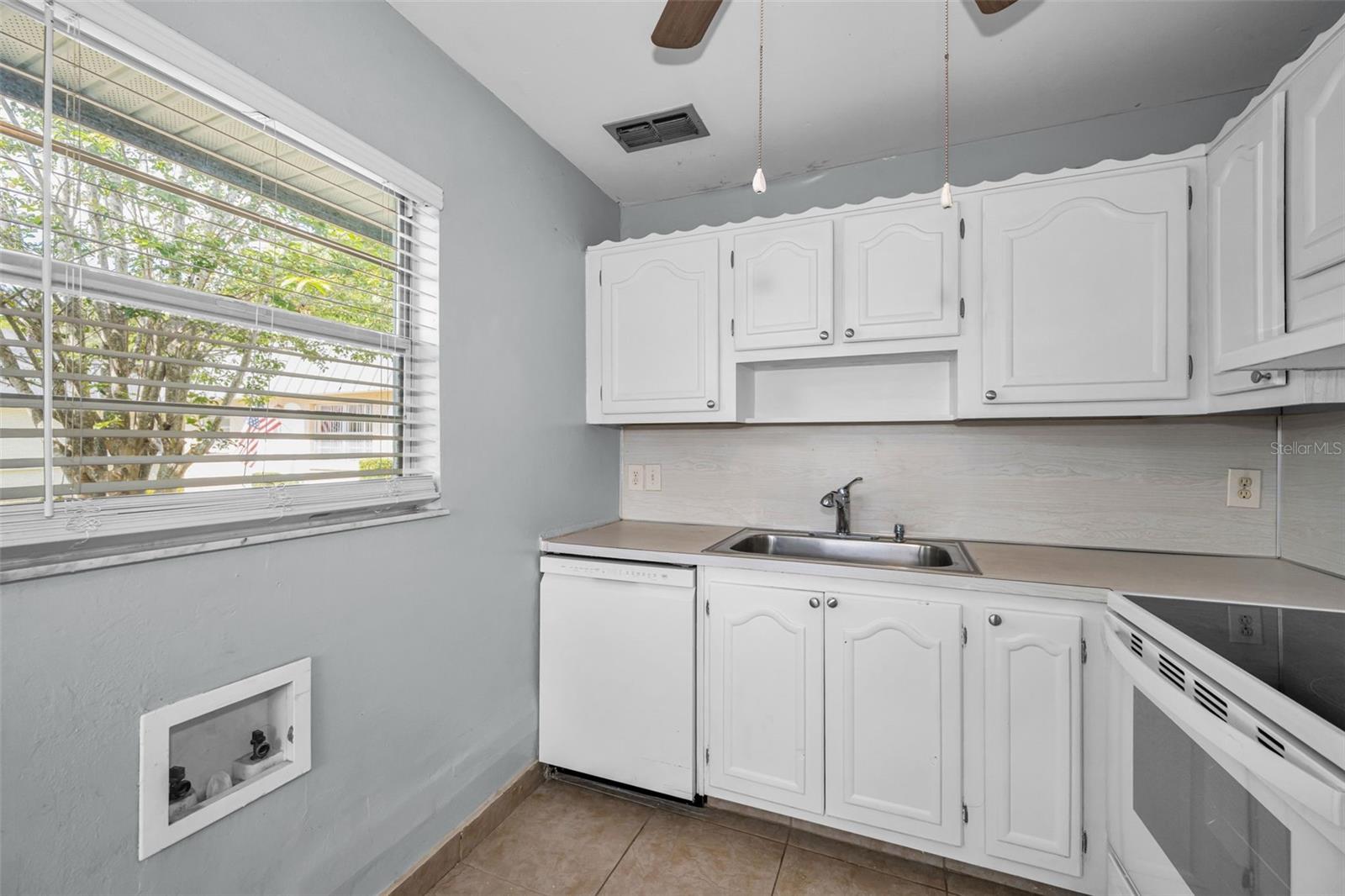 11905 BAYONET LN, NEW PORT RICHEY, FL — photo 10