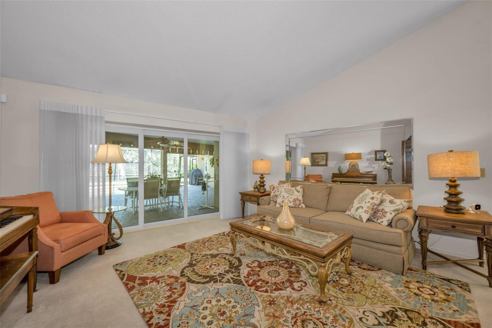 9904 OAKS LN, SEMINOLE, FL — photo 4
