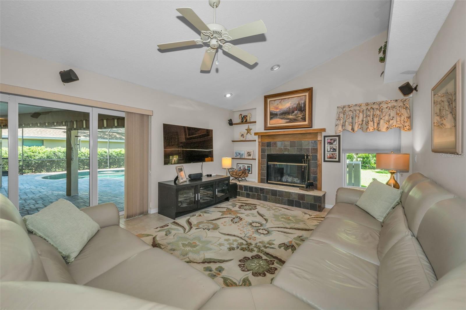 9904 OAKS LN, SEMINOLE, FL — photo 7