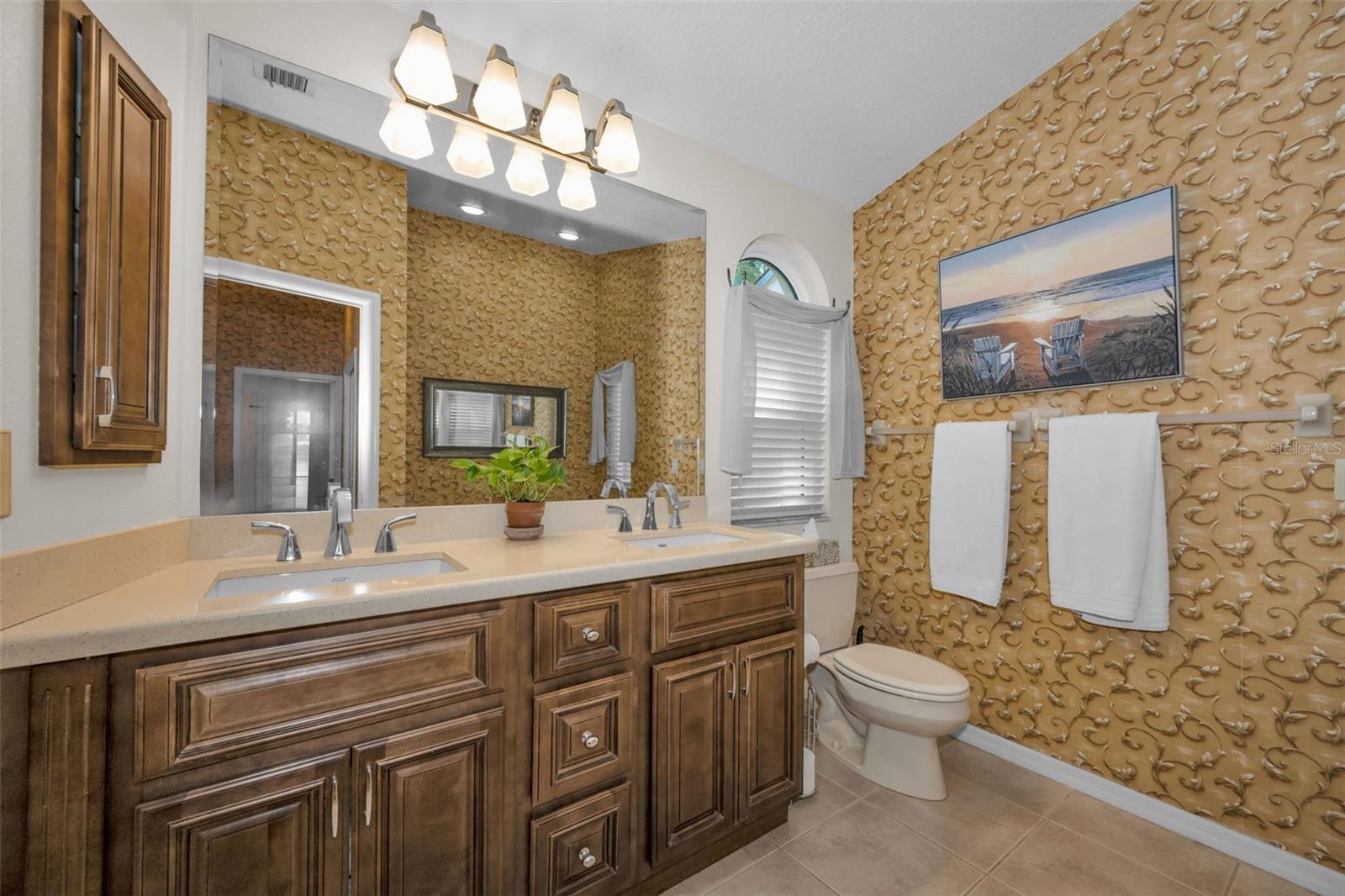 9904 OAKS LN, SEMINOLE, FL — photo 12
