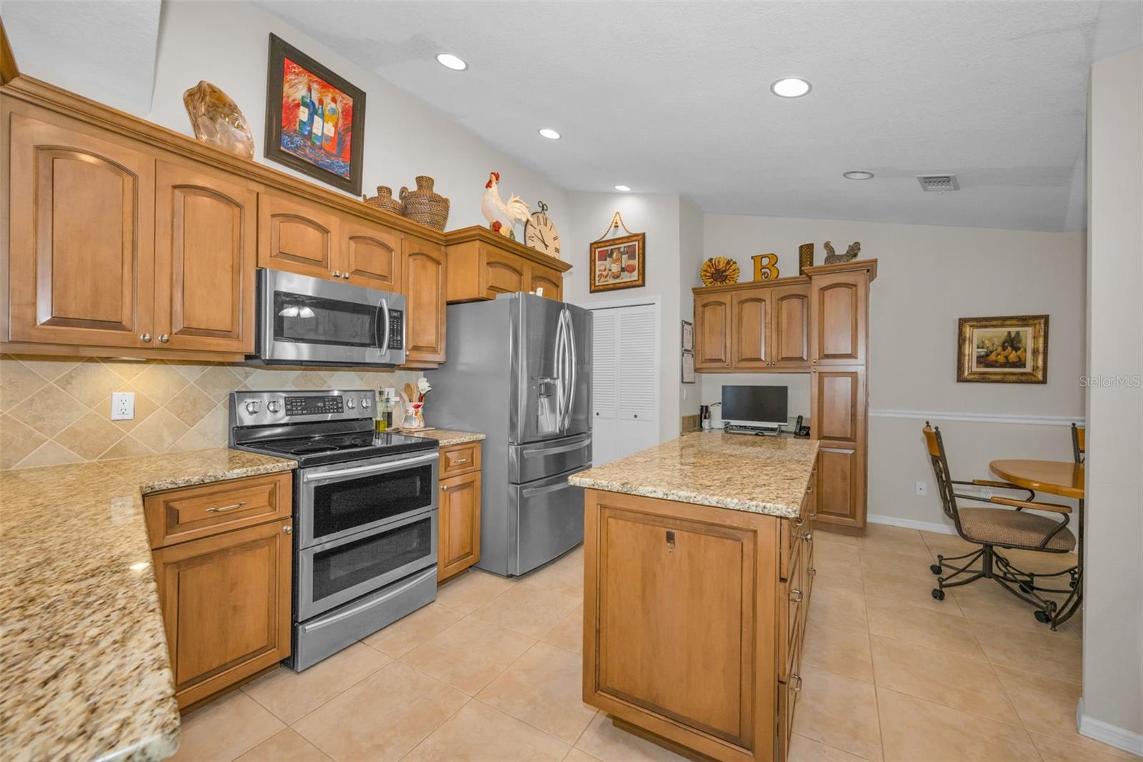 9904 OAKS LN, SEMINOLE, FL — photo 31