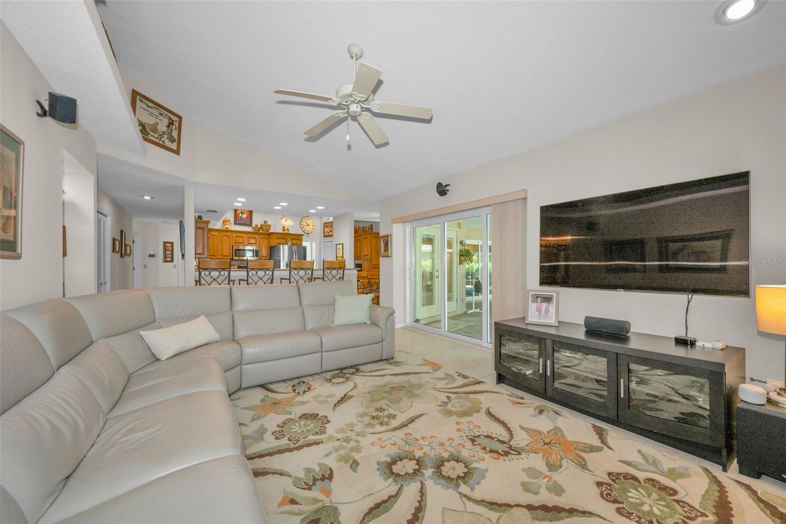 9904 OAKS LN, SEMINOLE, FL — photo 38