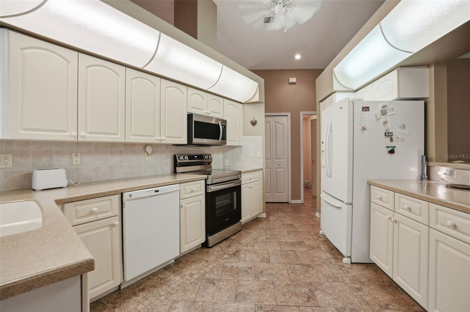 4159 ST IVES BLVD, SPRING HILL, FL — photo 23