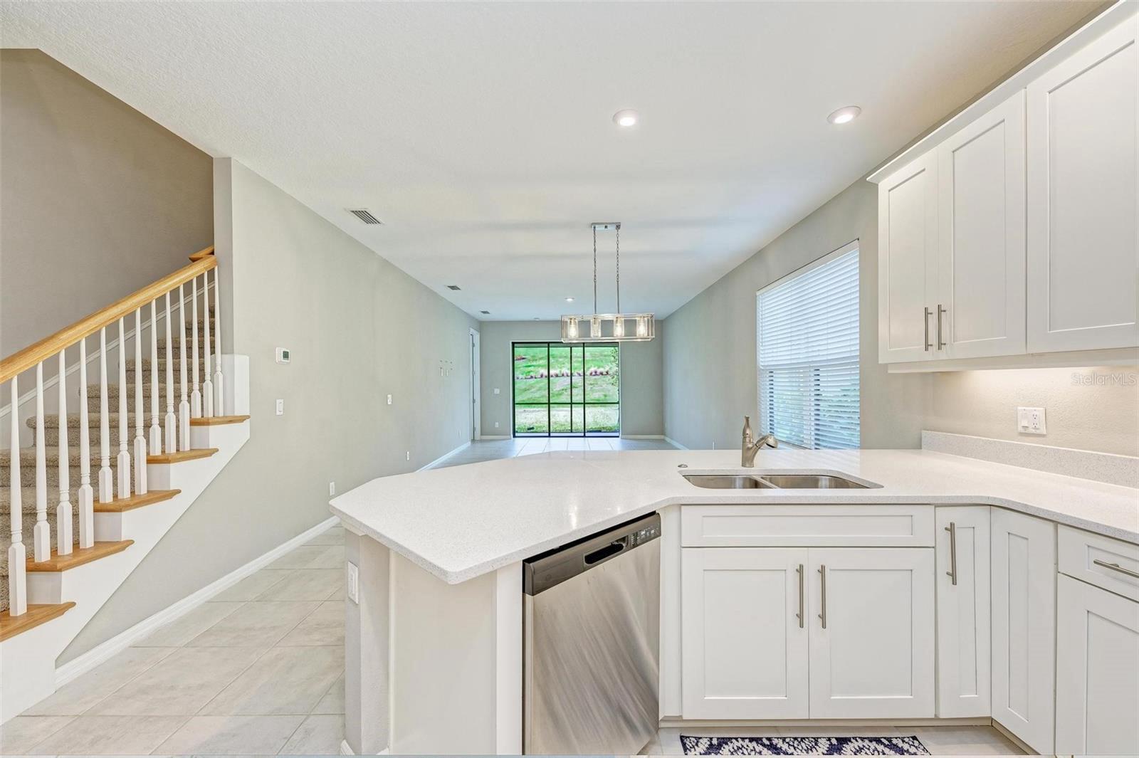 5564 SUMMIT GLN, BRADENTON, FL — photo 7