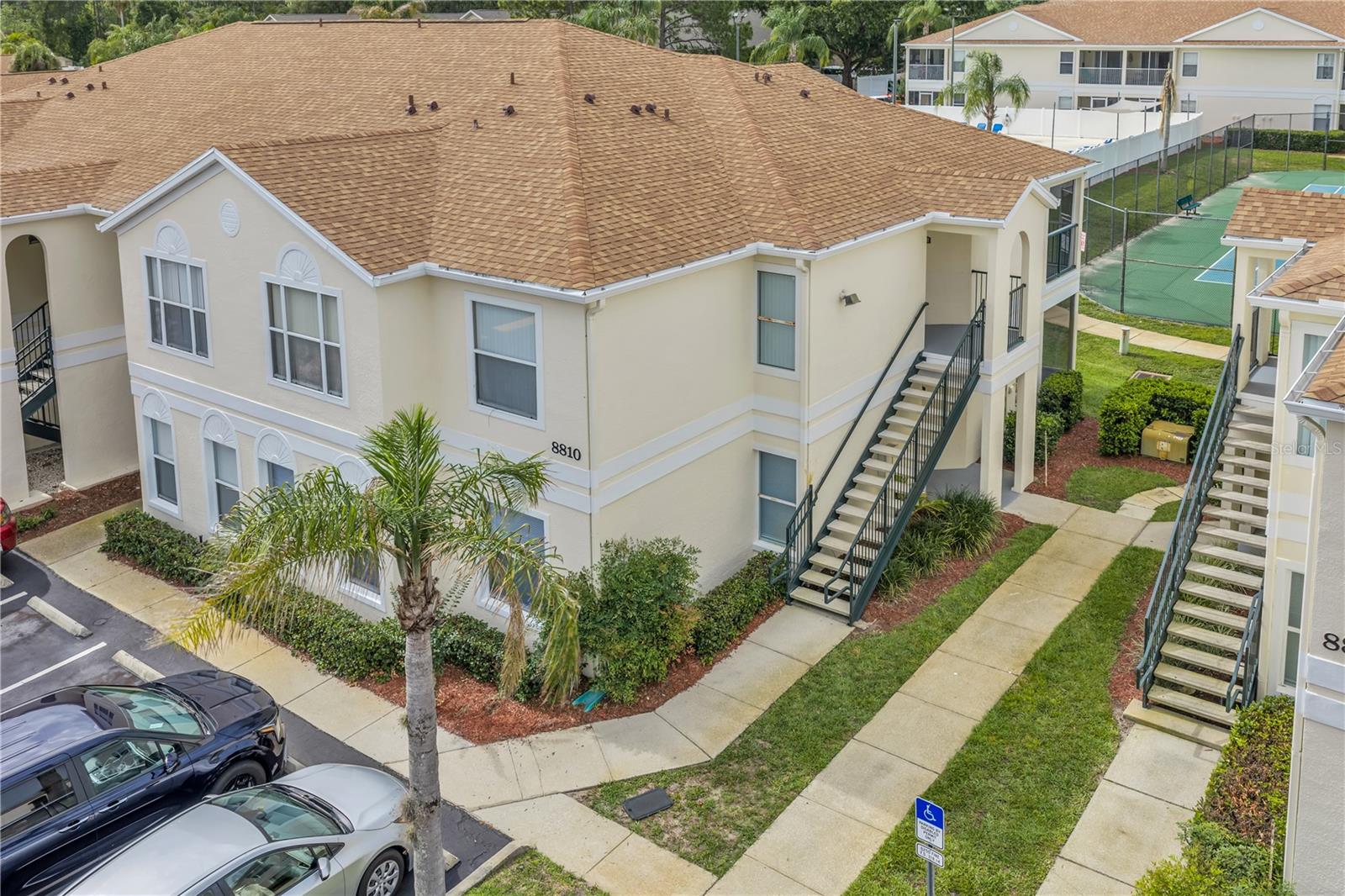 8810 GRAND PALMS CIR #B, KISSIMMEE, FL