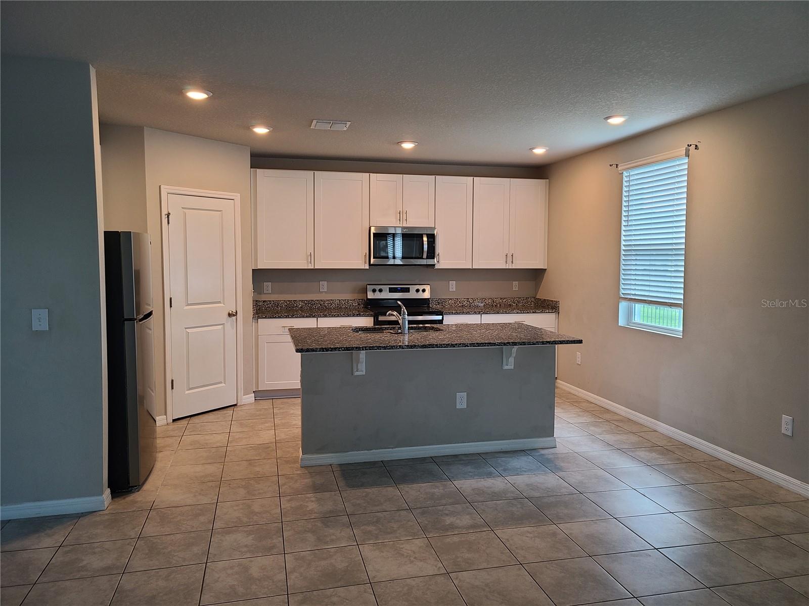 10217 DAYBREAK GLN, PARRISH, FL — photo 3
