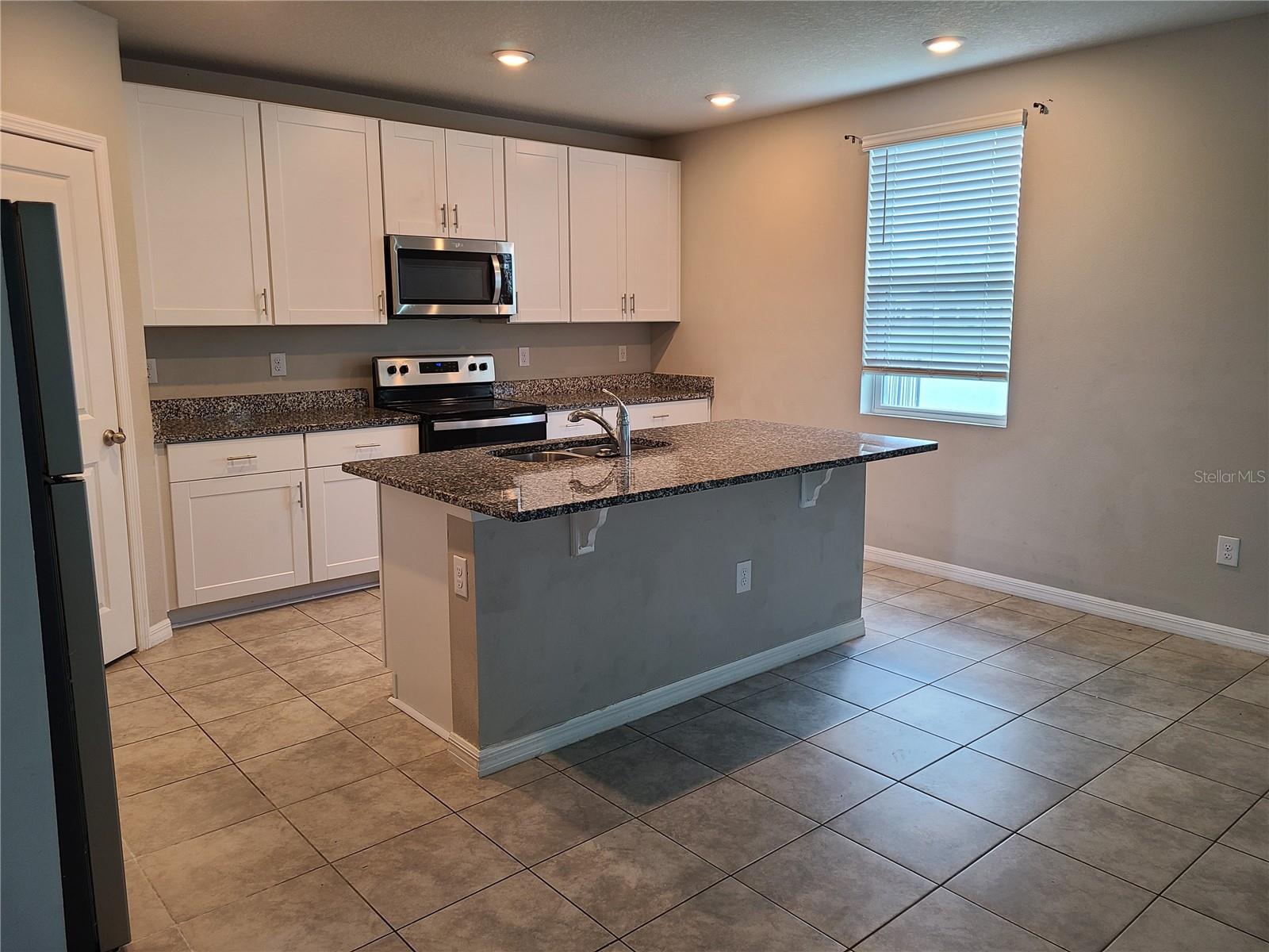10217 DAYBREAK GLN, PARRISH, FL — photo 2
