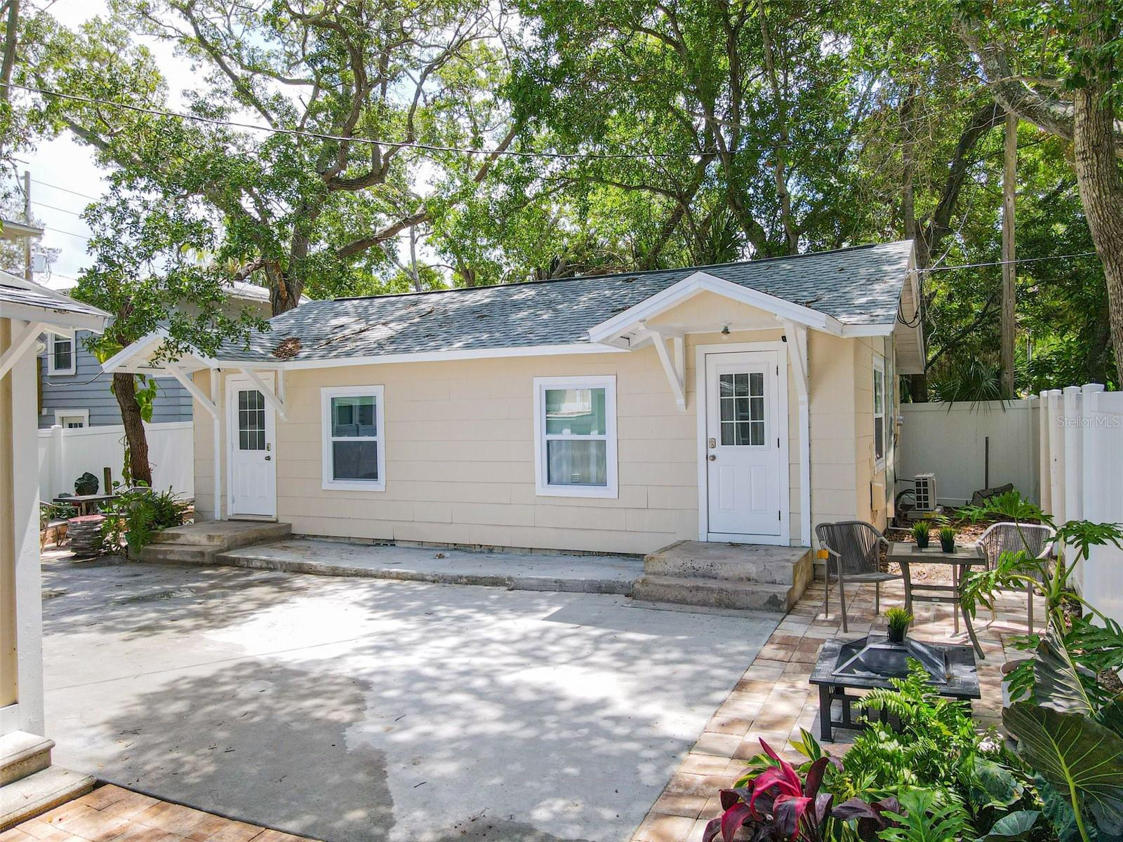 609 N OSCEOLA AVE #A & B, CLEARWATER, FL