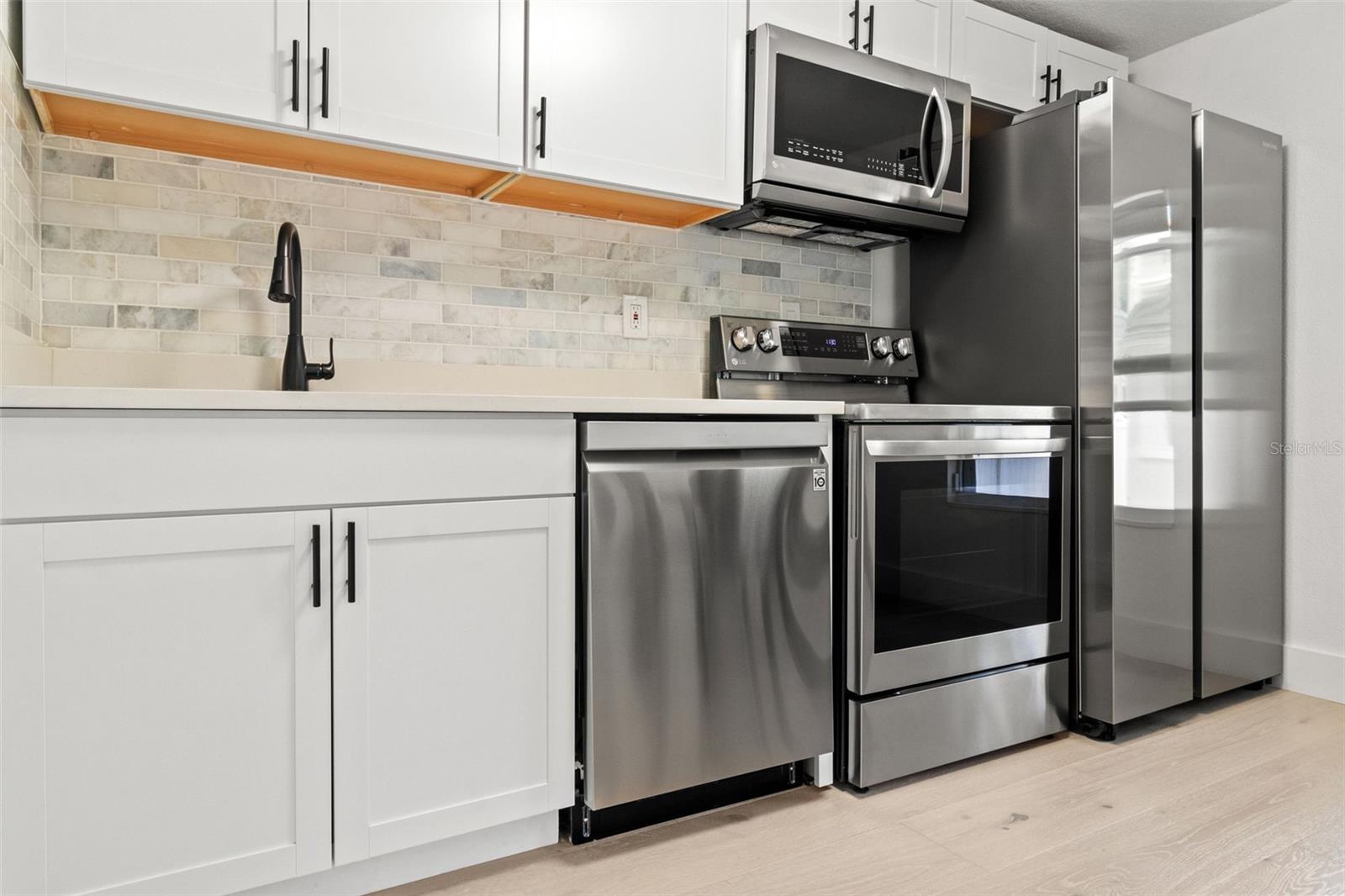 609 N OSCEOLA AVE #A & B, CLEARWATER, FL — photo 14